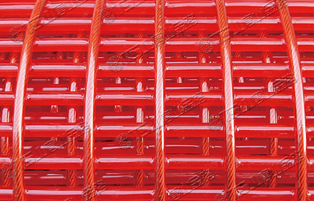 篩分設(shè)備選用聚氨酯篩網(wǎng)，高耐磨、壽命長