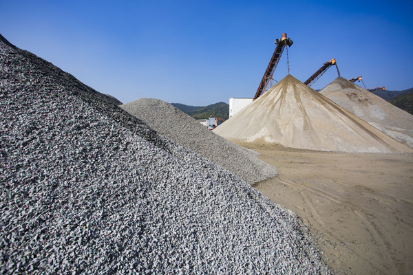 河砂禁采，機制砂興起，投資制砂設備，請認準唐山金路